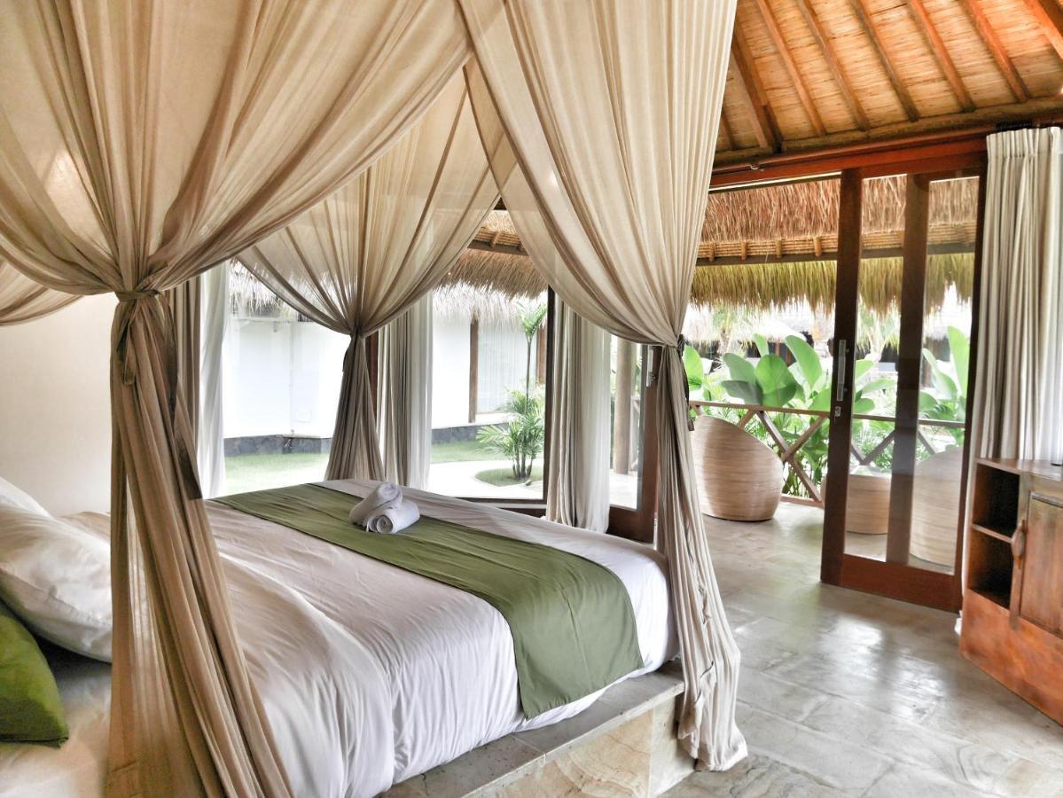 Emocean Beach Boutique Dive Resort Amed Buitenkant foto
