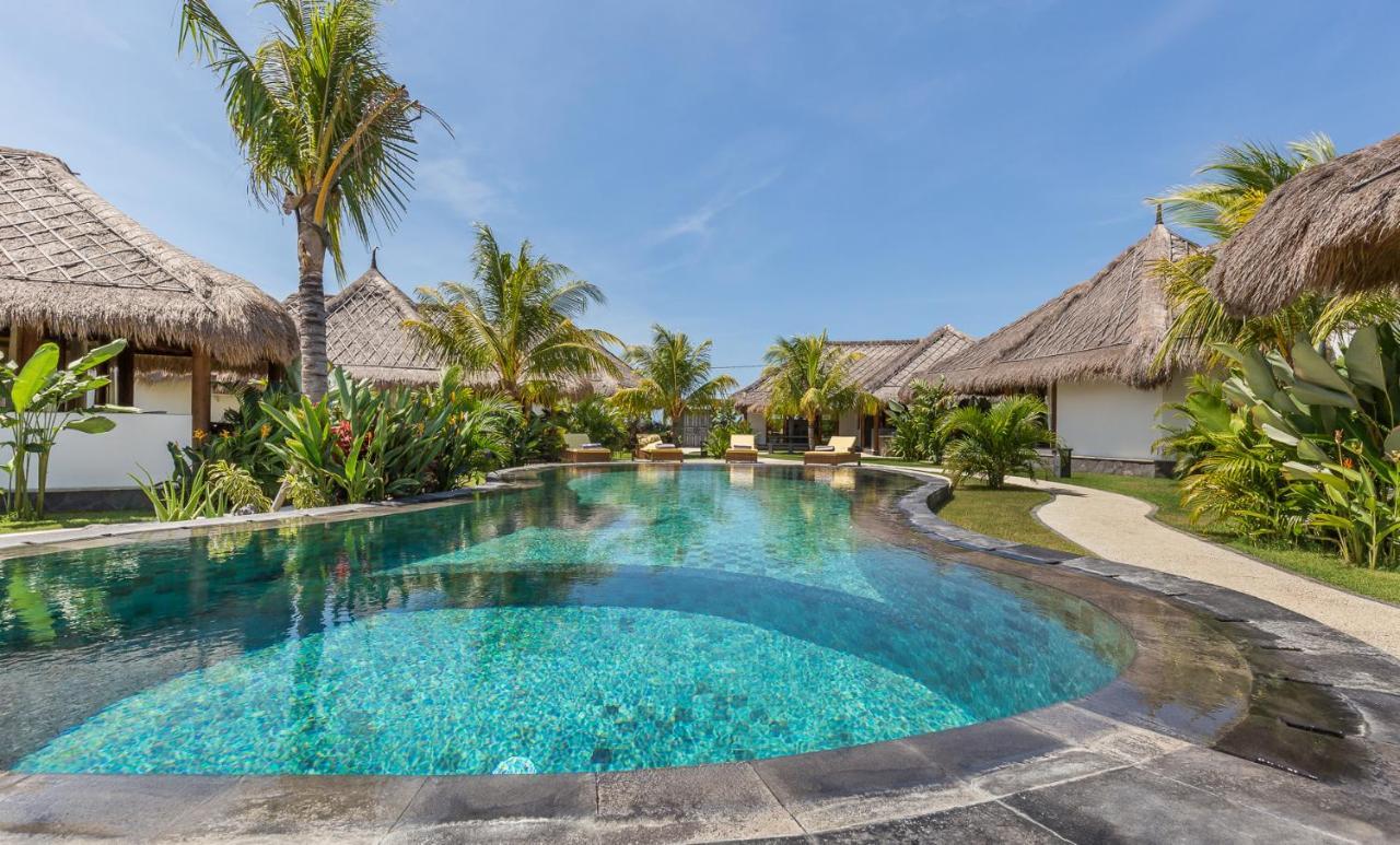 Emocean Beach Boutique Dive Resort Amed Buitenkant foto