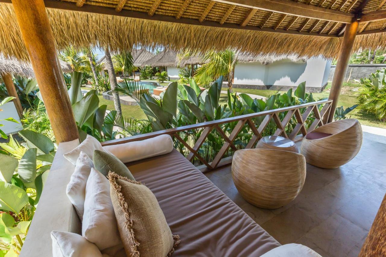 Emocean Beach Boutique Dive Resort Amed Buitenkant foto