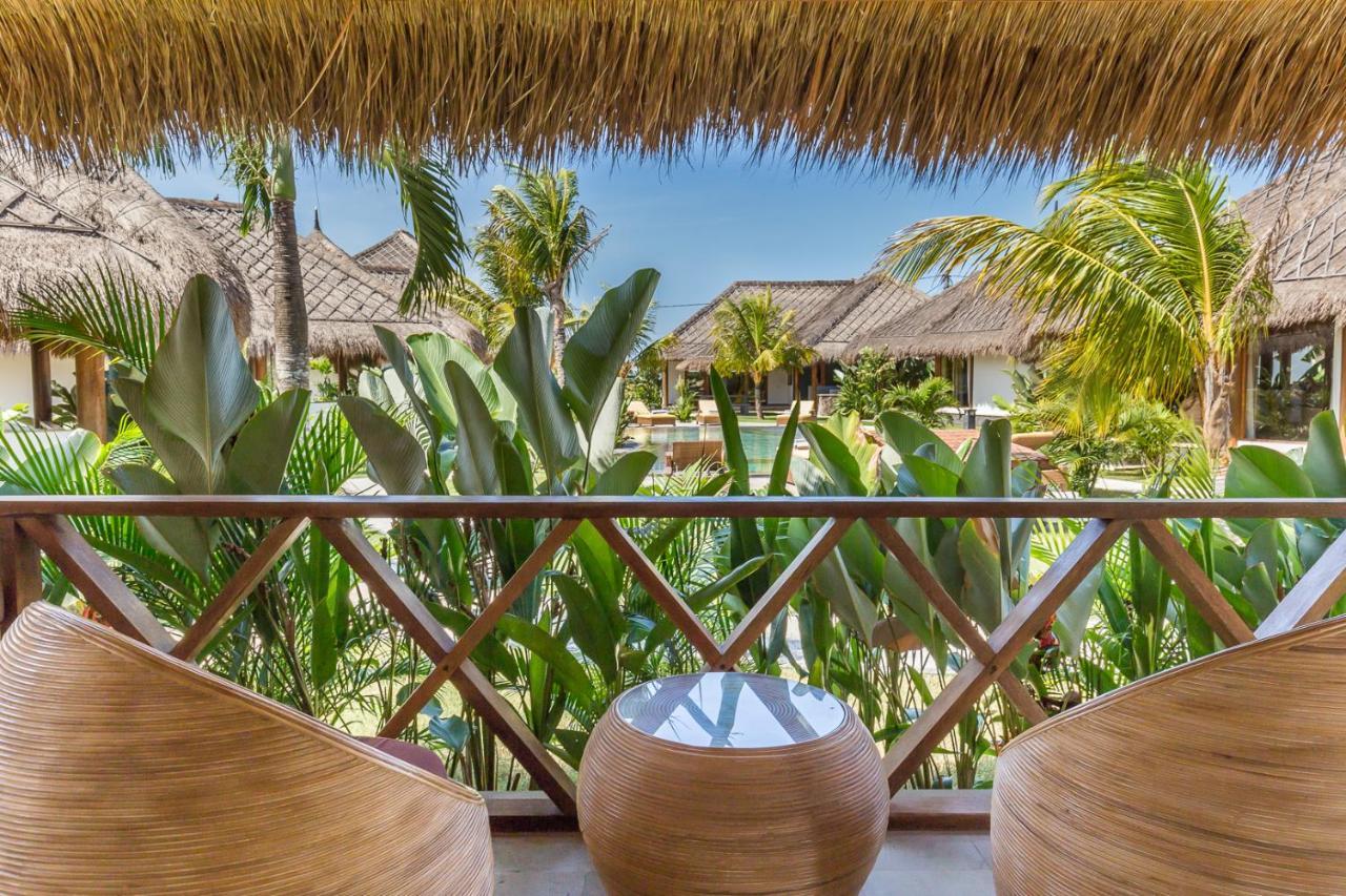 Emocean Beach Boutique Dive Resort Amed Buitenkant foto